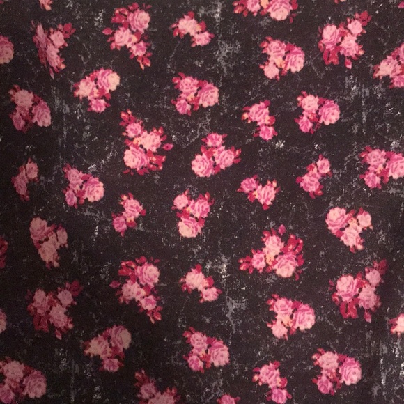 flowy tank top - Picture 4 of 4